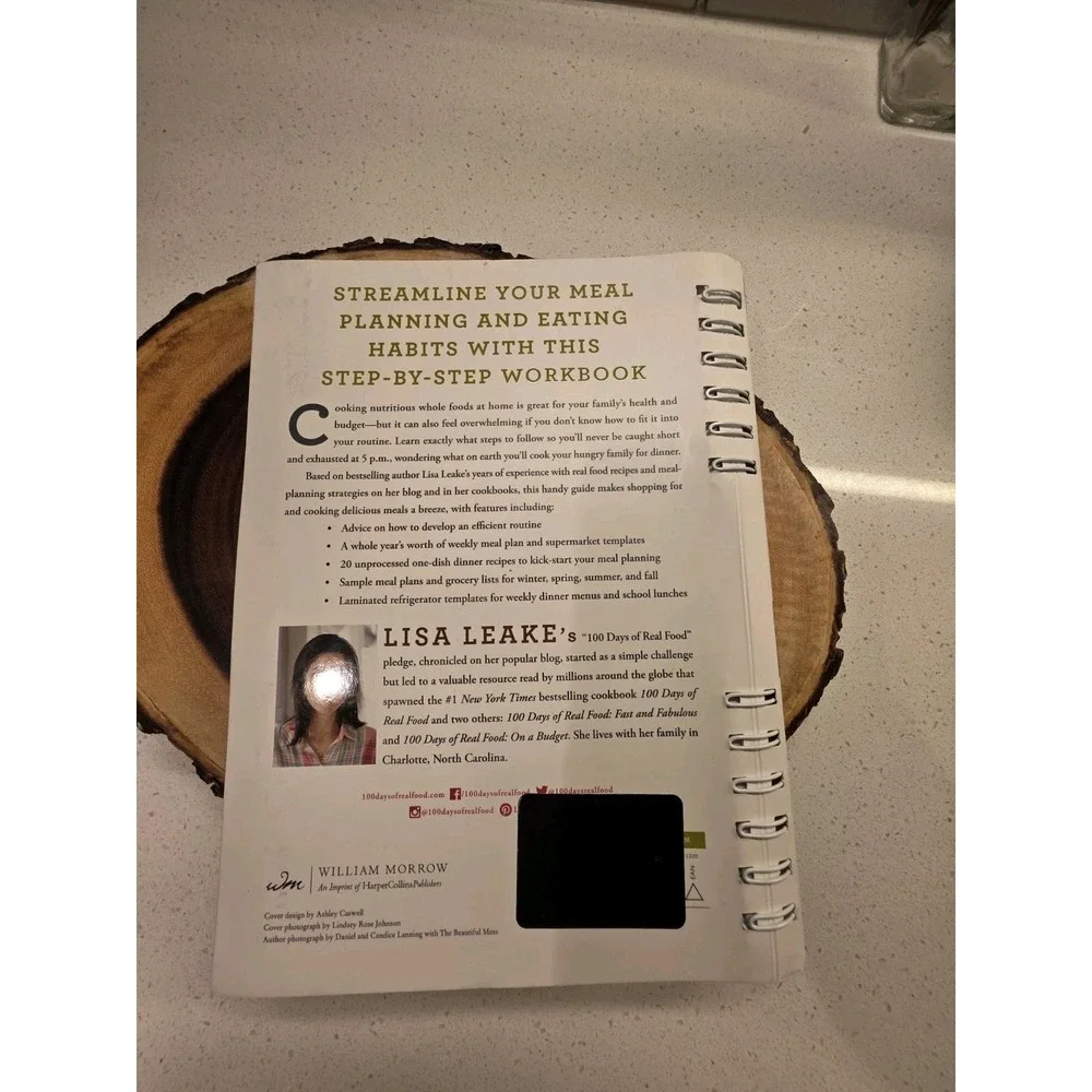 Lisa Leake 100 Days of Real Food Meal Planner Weekly Planner